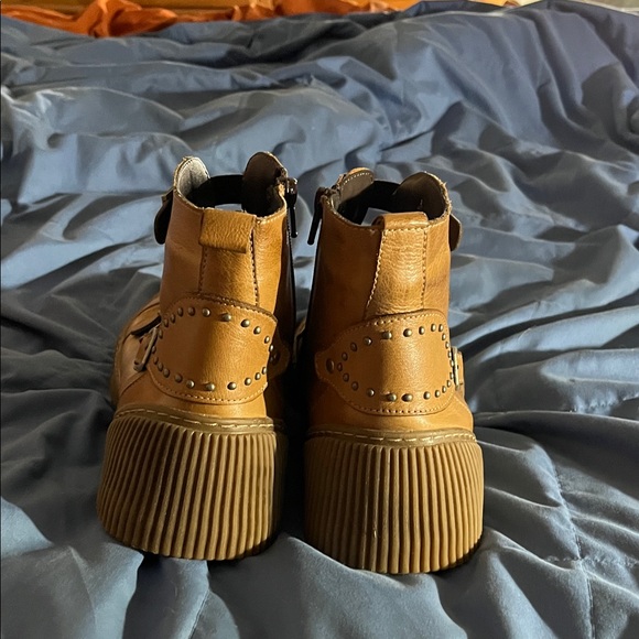 Spring Step Tan Lace Up Boots - Picture 3 of 3